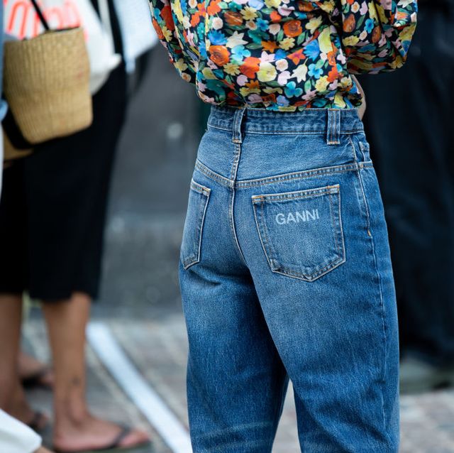 5 Types of Jeans that You Should Have in Your Wardrobe - Suit Underwear